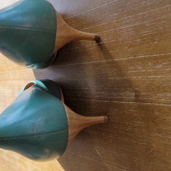 NEVER WORN GIUSEPPE ZANOTTI DESIGN HEELS - Picture 11 of 12